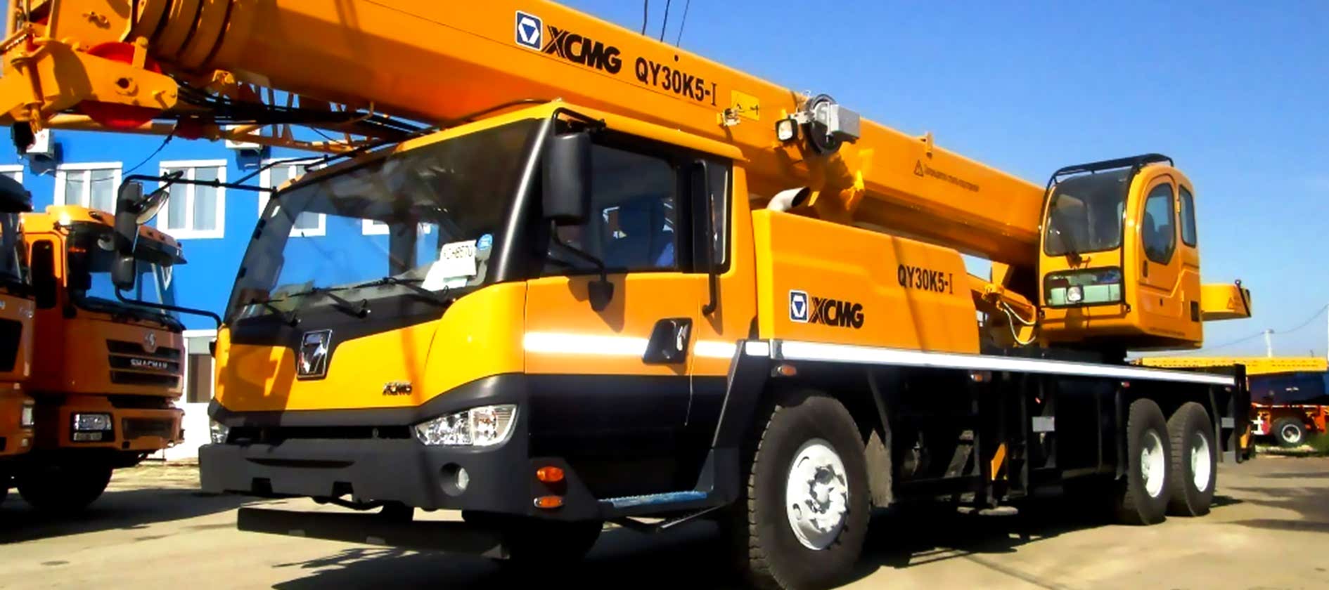 Автокран в аренду на 30 тонн